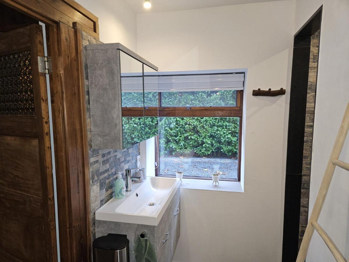 Guesthouse Max Dongen Luaran gambar